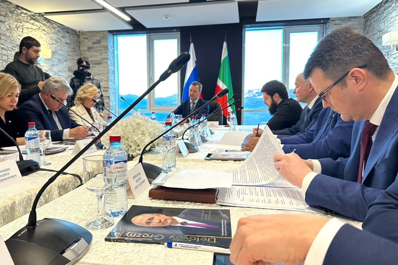 News image Делегация Совета Федерации посетила всесезонный курорт «Ведучи»
